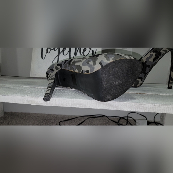 6 inch grey camo stilletos! Worn once. No returns please - Picture 3 of 3